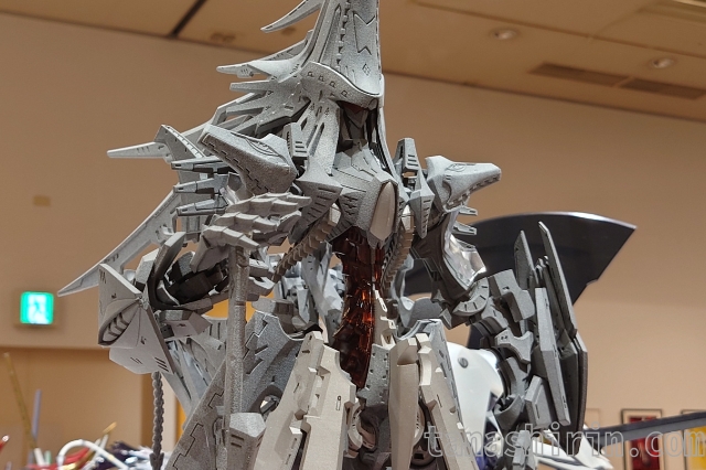 FSS立体物の展示帝騎マグナパレス2