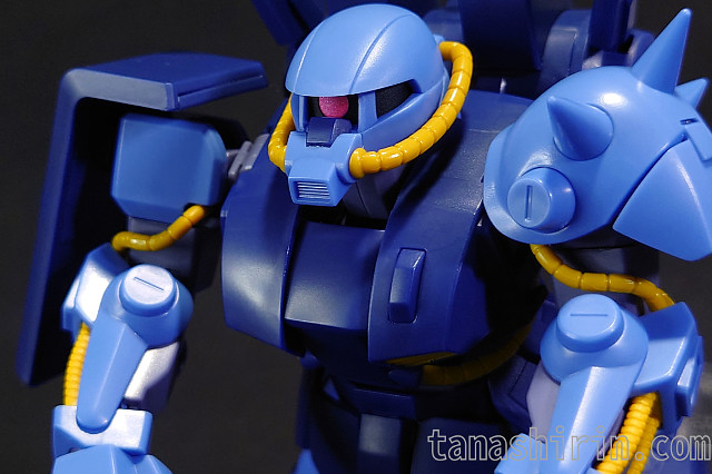 飛行するハイザック(連邦軍)