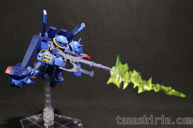 狙撃するハイザック(連邦軍)