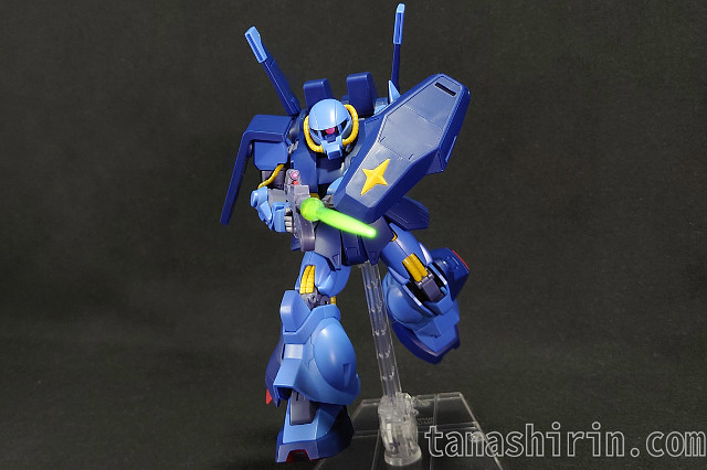 狙撃するハイザック(連邦軍)