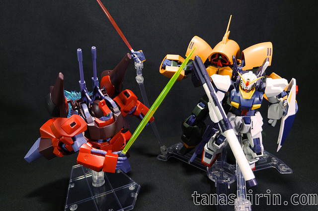 腕を斬り落とされるアッシマー