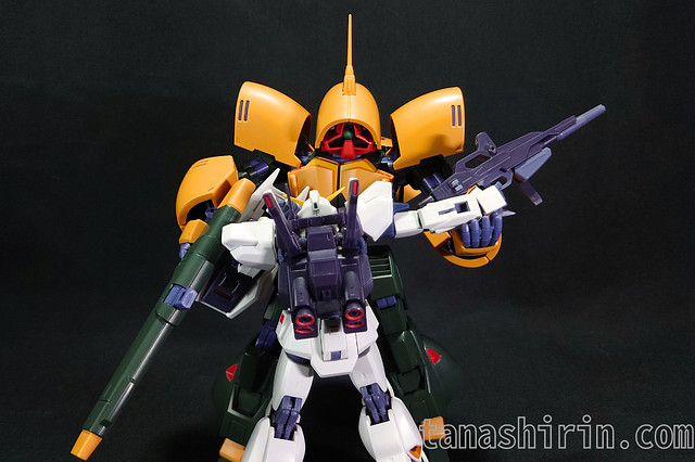 マーク2と格闘するアッシマー