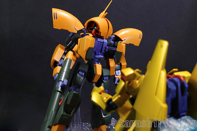 百式vs変形するアッシマー4