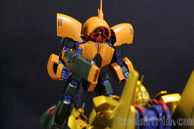 百式vs変形するアッシマー5