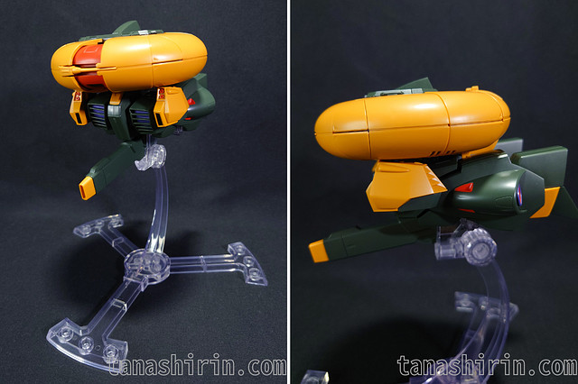 アッシマーMA形態をスタンドにディスプレイ