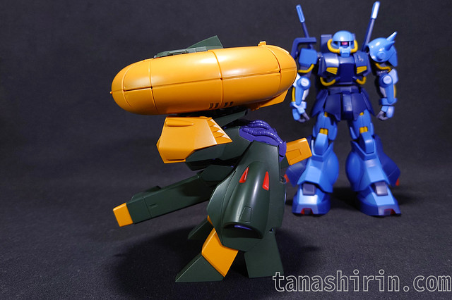 発進するアッシマー1